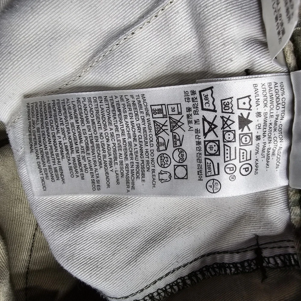 Levis Vintage 1996 Camo Cargo Shorts Mens Size 42 6 Pocket White Labe 11